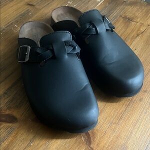 White Mountain Black Leather Clogs with Buckle